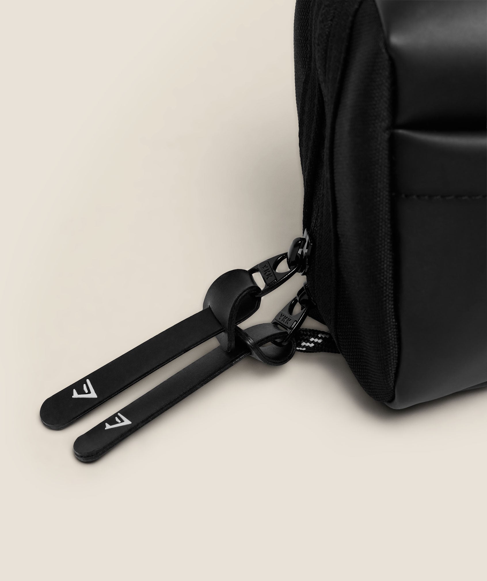 gymshark-everyday-seamless-everyday-baguette-bag-umh-ngetasche image 6