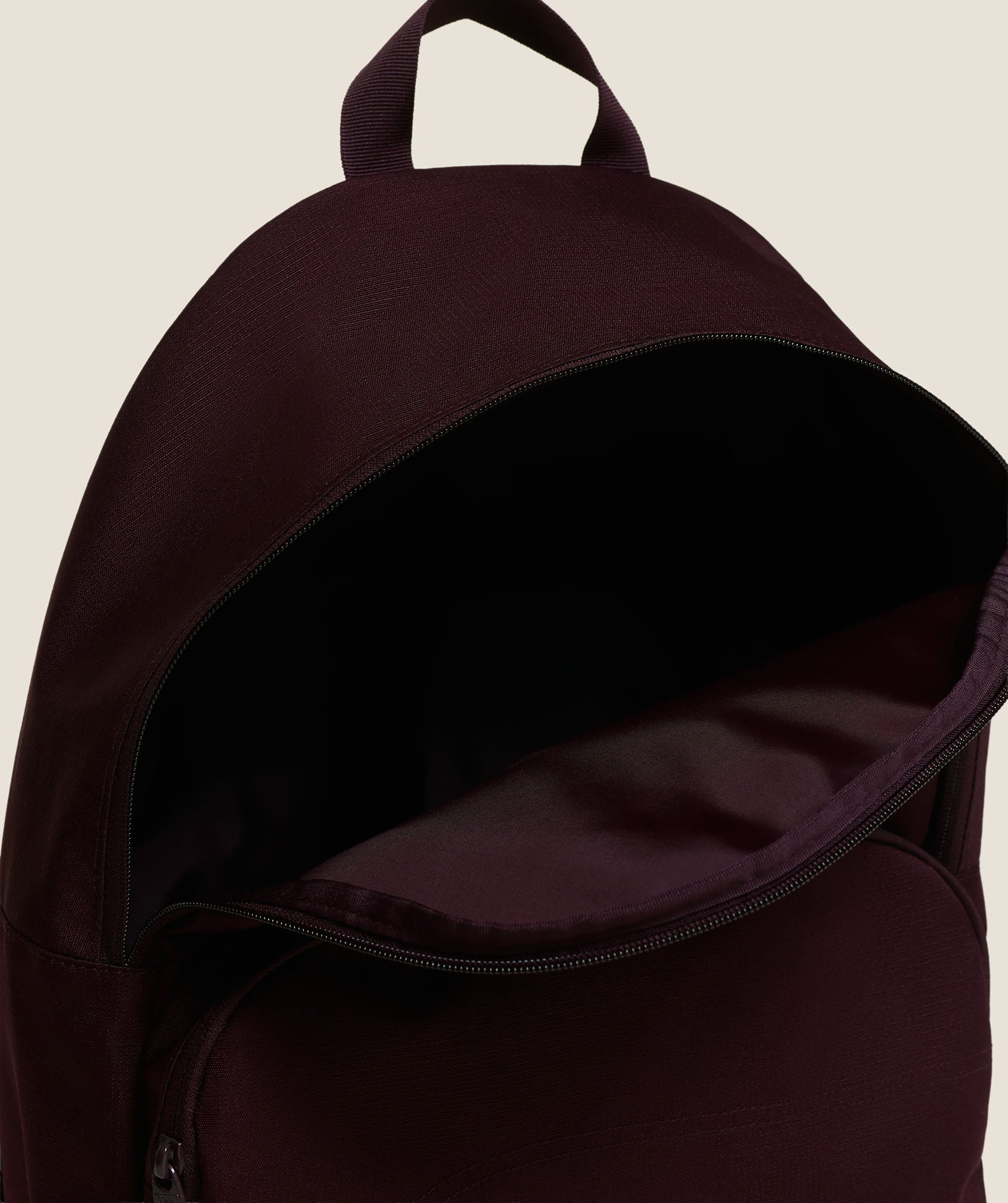 gymshark-everyday-seamless-gslc-active-backpack-rucksack image 4