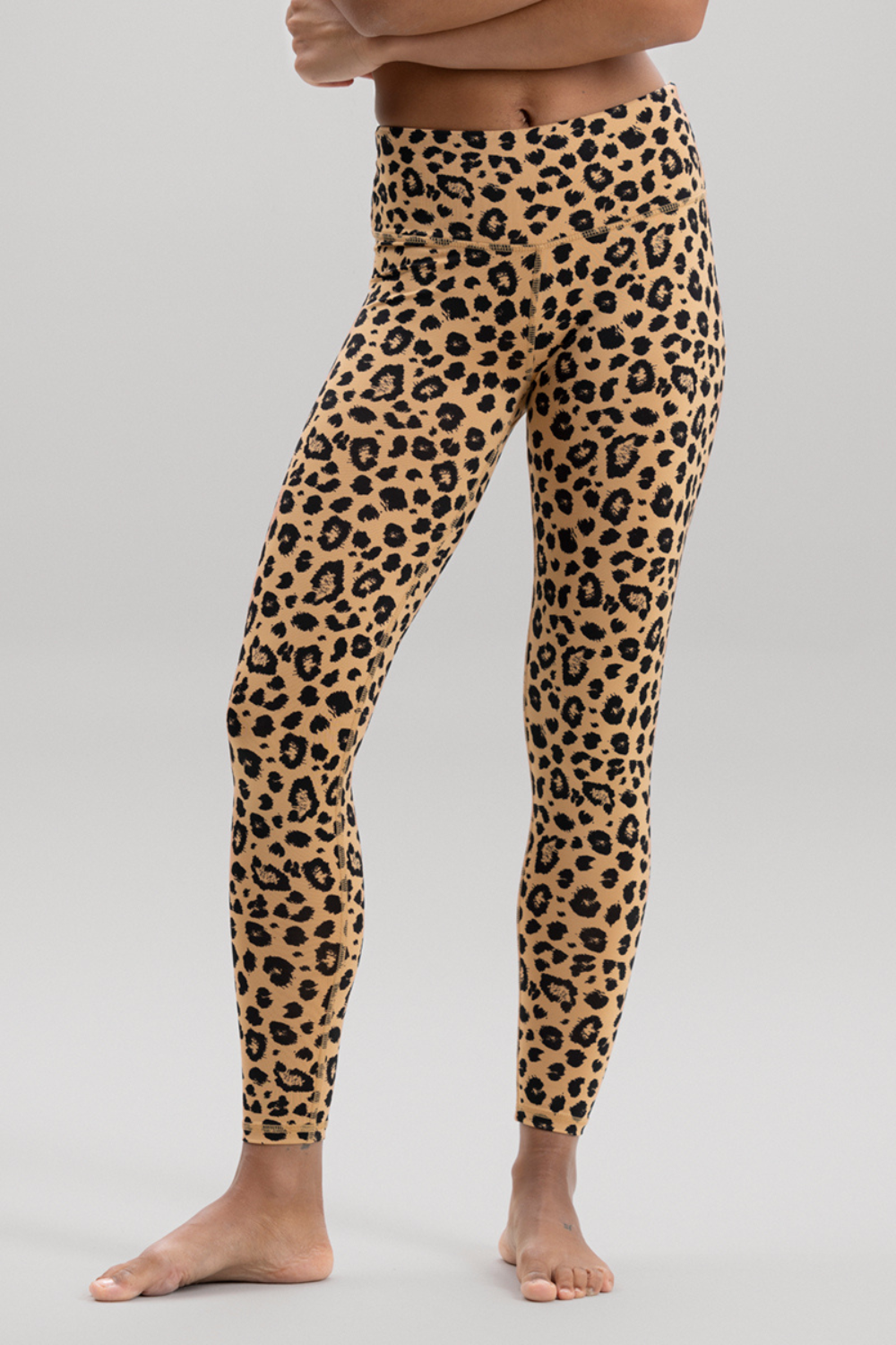 hey-honey-classic-cropped-leggings-leo-yogahose-biscuit image 3