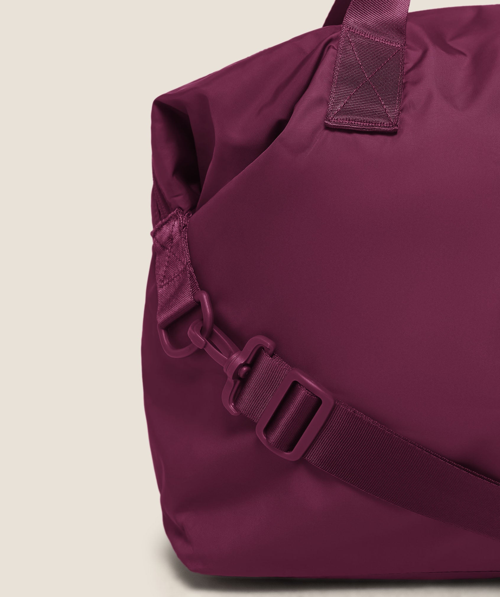 gymshark-everyday-mode-duffle-bag-sporttasche-64-cm-recycelt-2 image 4