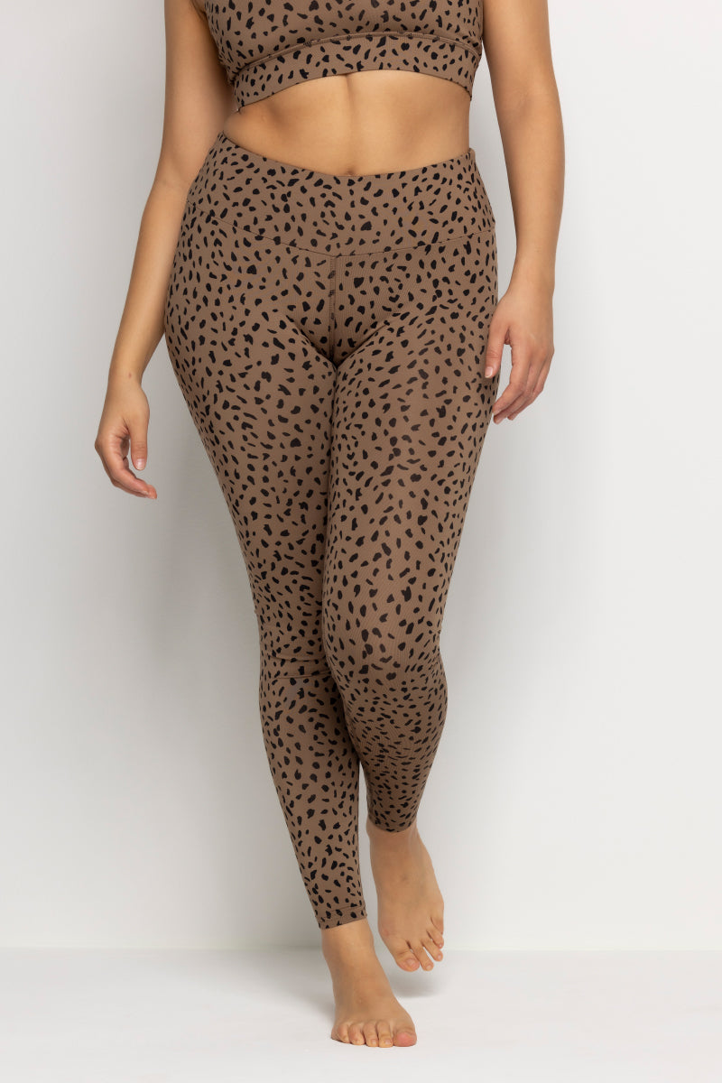 hey-honey-classic-lessismore-leggings-caribou-print-high-waist image 5