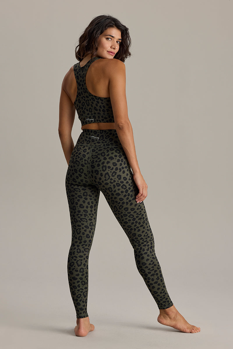 hey-honey-classic-leggings-leo-forest-high-waist-leo-print image 5