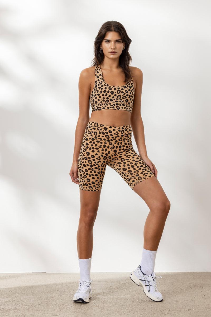hey-honey-classic-biker-leo-biscuit-shorts-beige-leo-high-waist image 3