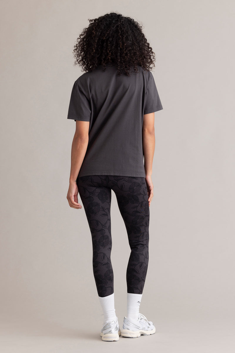 hey-honey-classic-t-shirt-balance-shirt-black-oversize image 6