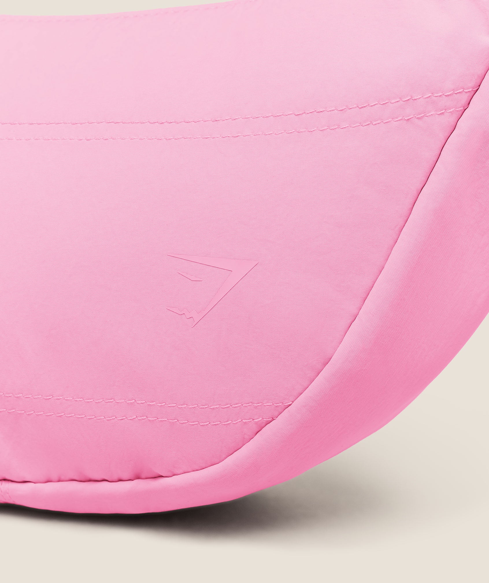 gymshark-everyday-seamless-pleat-crossbody-umh-ngetasche image 5