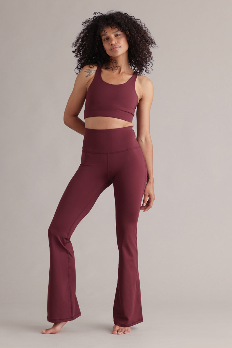 hey-honey-classic-flared-italian-plum-yoga-set-lila image 1