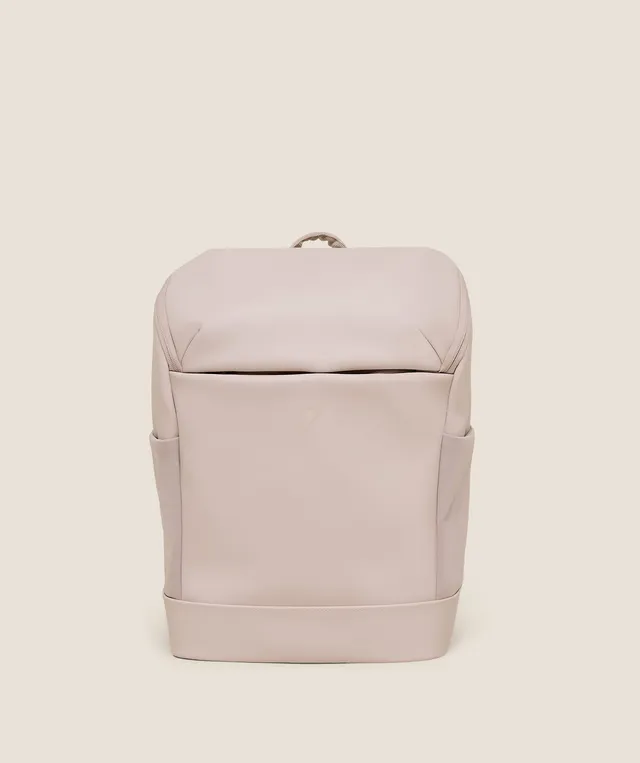 gymshark-everyday-small-sleek-backpack-rucksack-20-liter-4 image 1