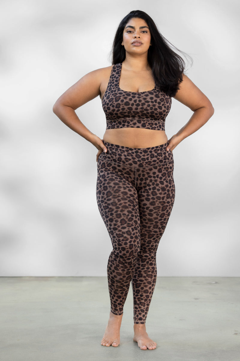 hey-honey-classic-leo-cocoa-racerback-sport-bh-braun image 5