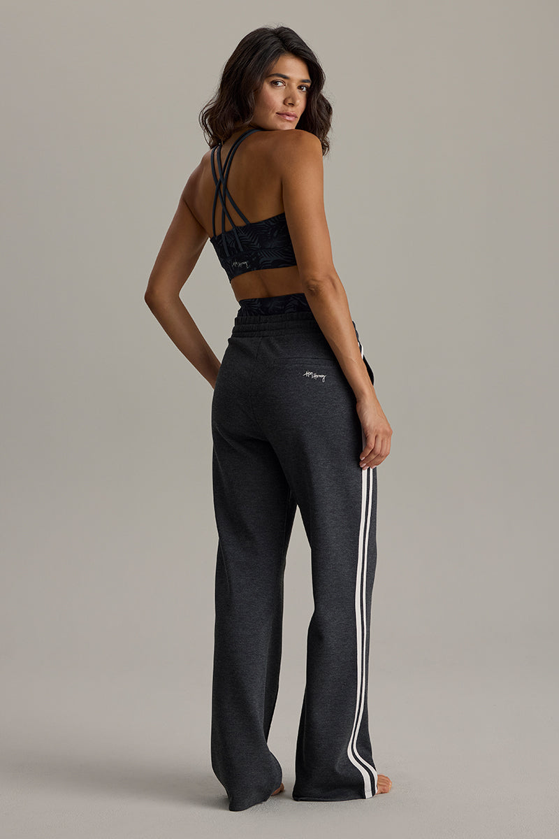 hey-honey-classic-lounge-trackpants-dark-grey-m-lange image 4