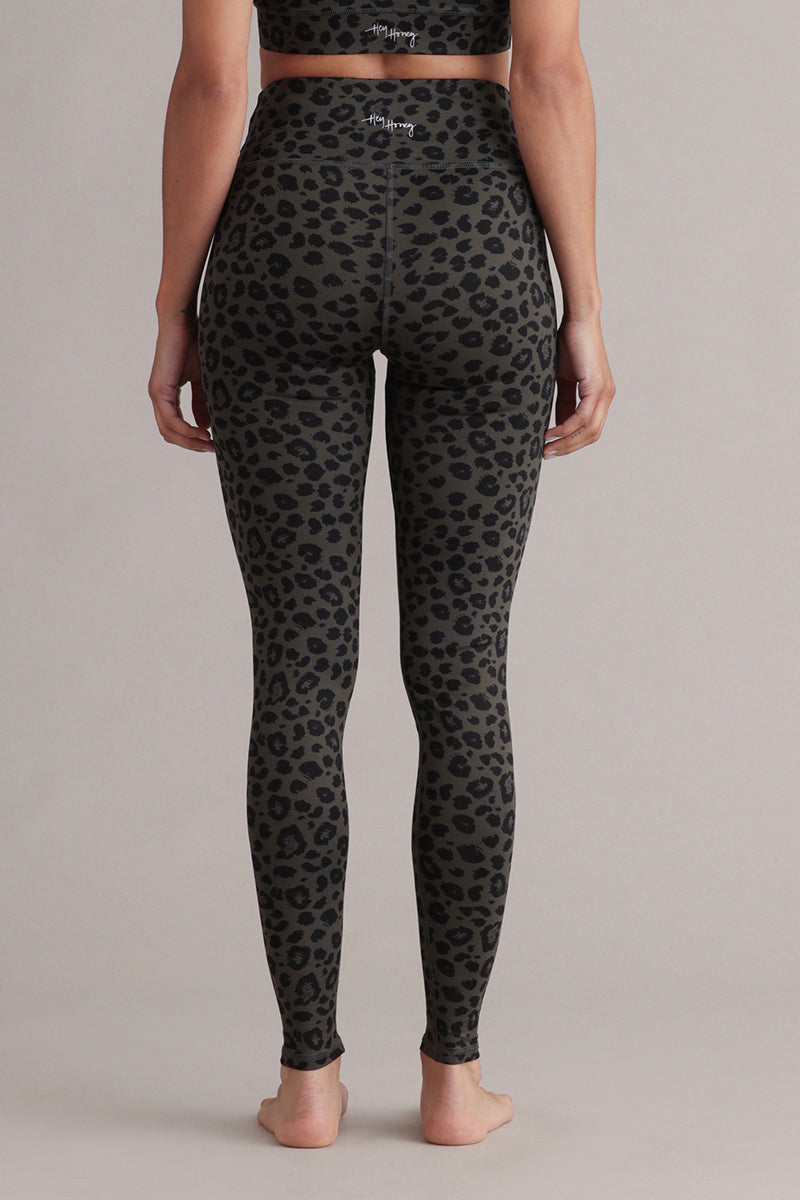 hey-honey-classic-leggings-leo-forest-high-waist-leo-print image 2