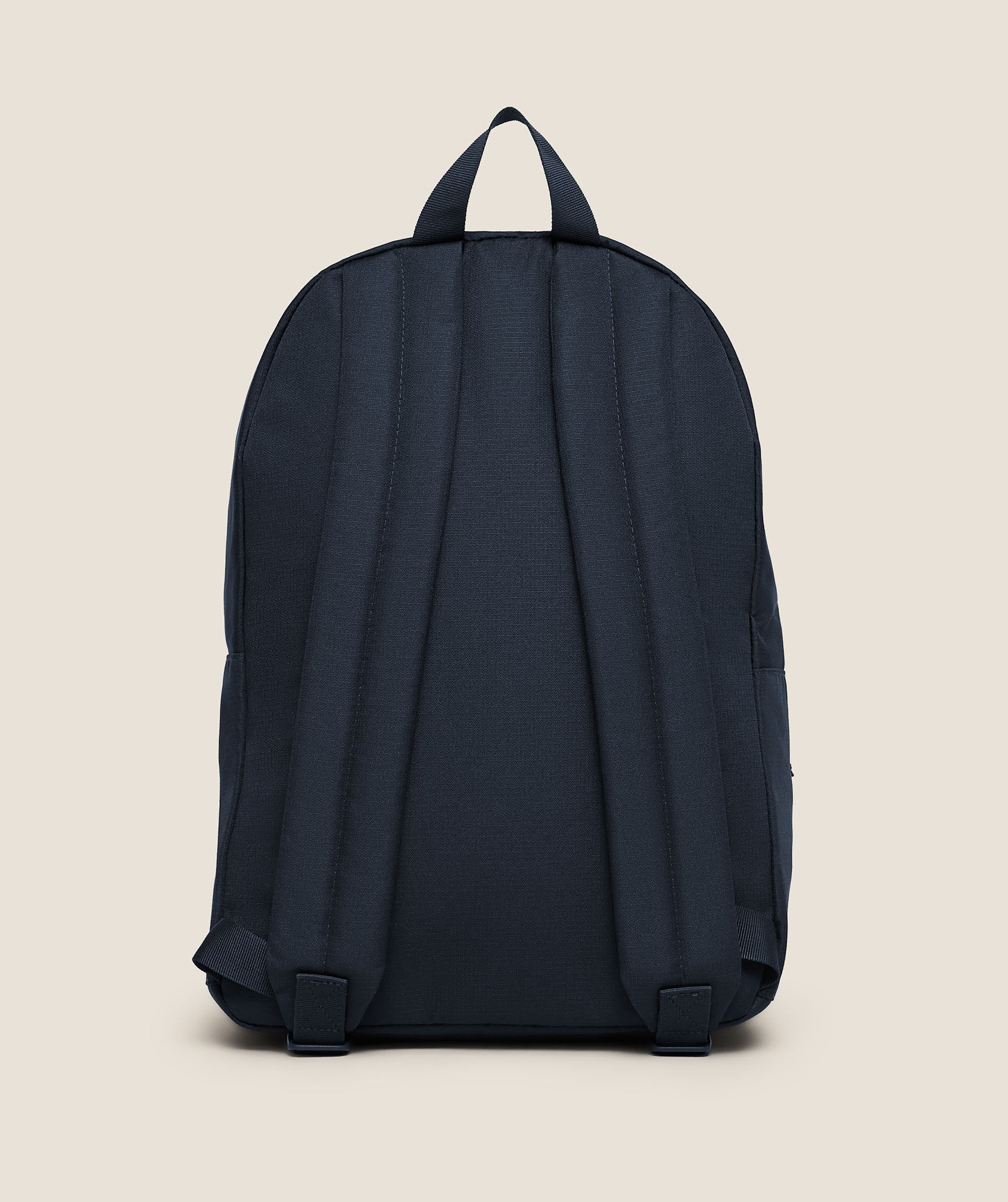 gymshark-everyday-seamless-active-backpack-rucksack-56-l image 2