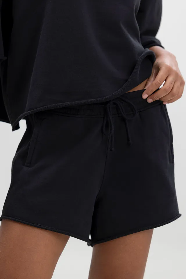 hey-honey-classic-mid-rise-short-sweatshorts-schwarz-baumwolle image 1