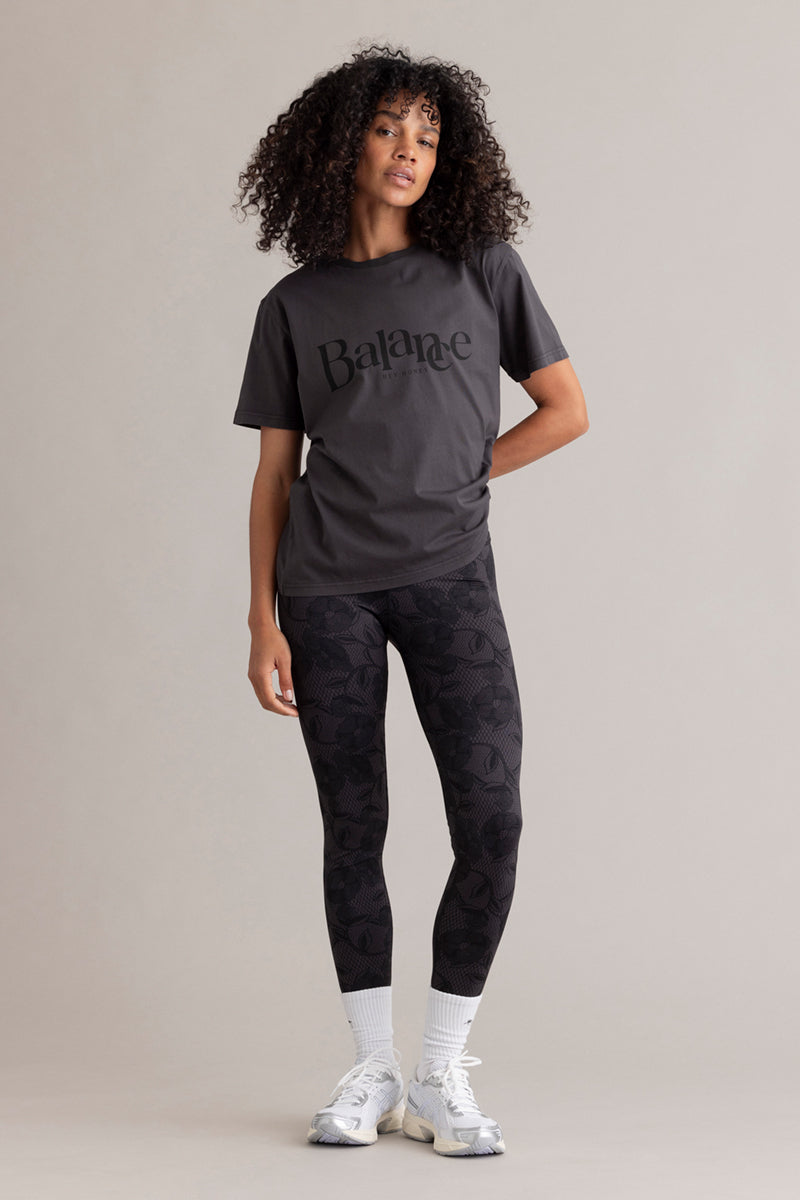hey-honey-classic-t-shirt-balance-shirt-black-oversize image 4
