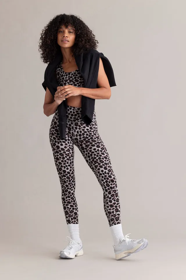 hey-honey-classic-leggings-leo-shadow-high-waist image 1