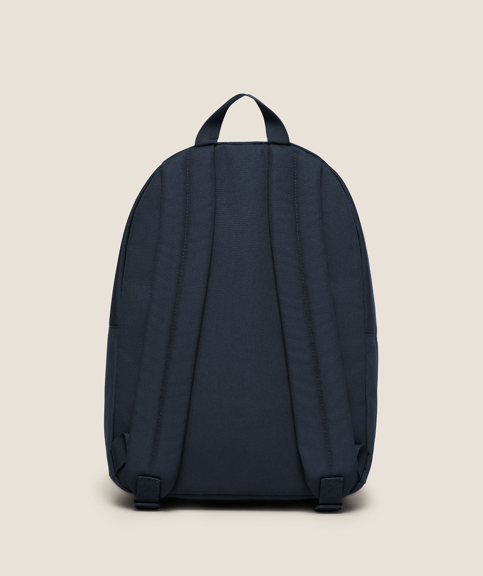 gymshark-everyday-seamless-active-backpack-rucksack-56-l image 8