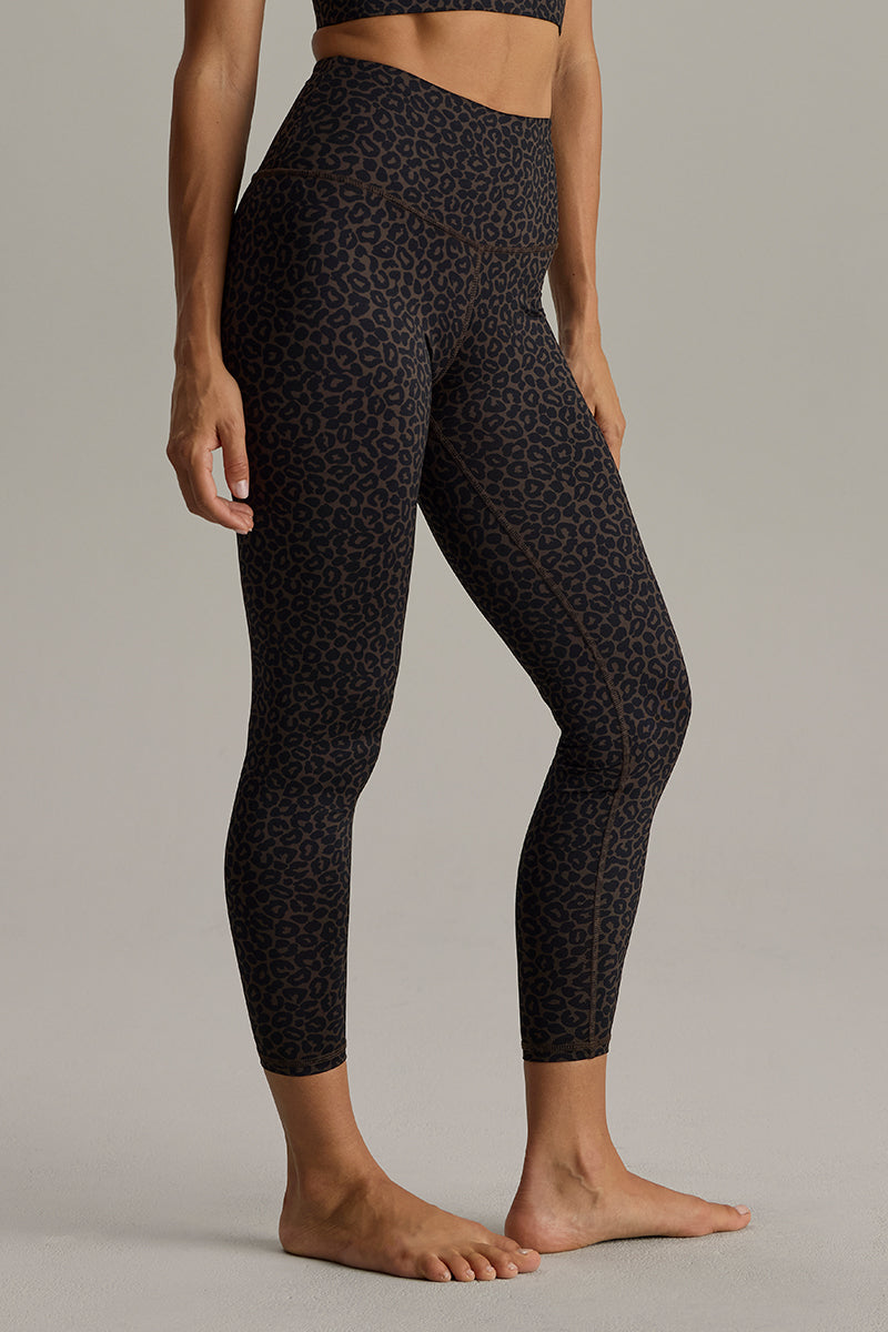 hey-honey-classic-leggings-cropped-leo-dark-brown-leo image 1