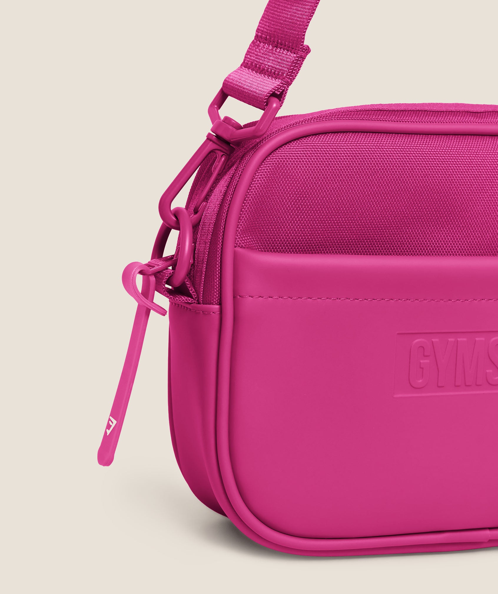 gymshark-everyday-camera-bag-kameratasche-wasserfest-4 image 3