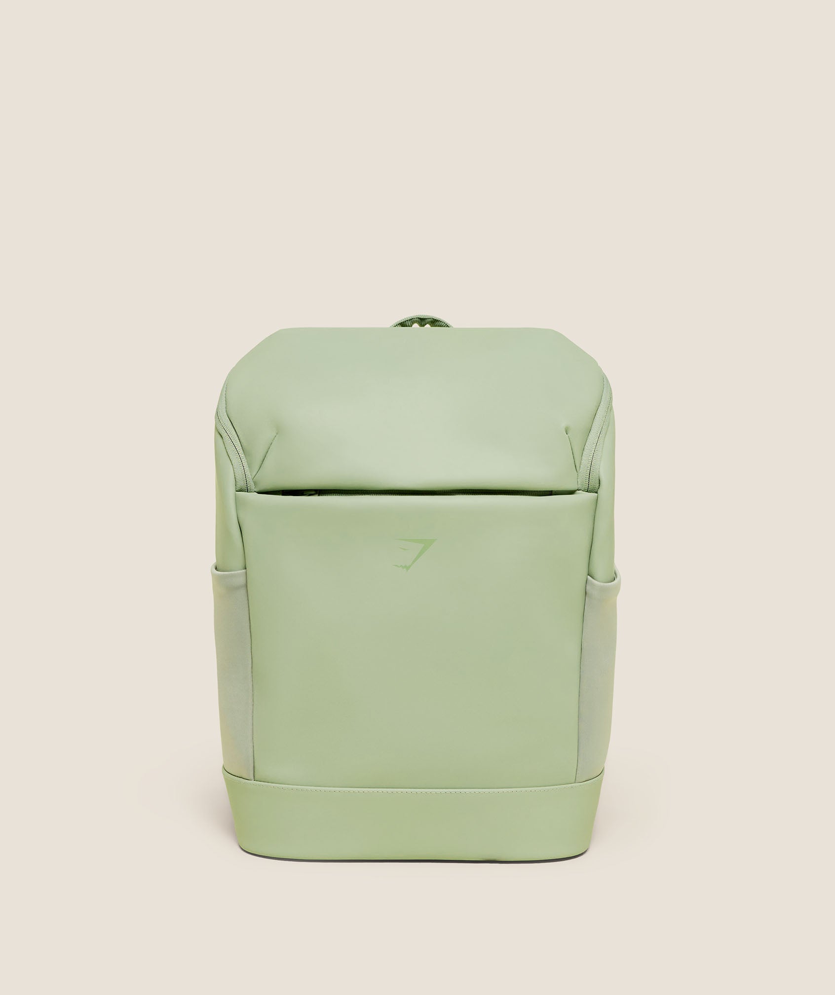 gymshark-everyday-small-sleek-backpack-rucksack-20-liter image 6