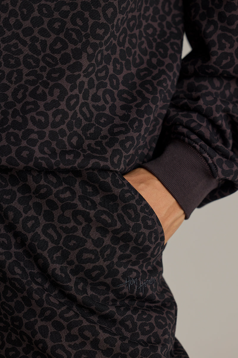 hey-honey-classic-cuff-sweat-pants-leo-dark-brown image 2
