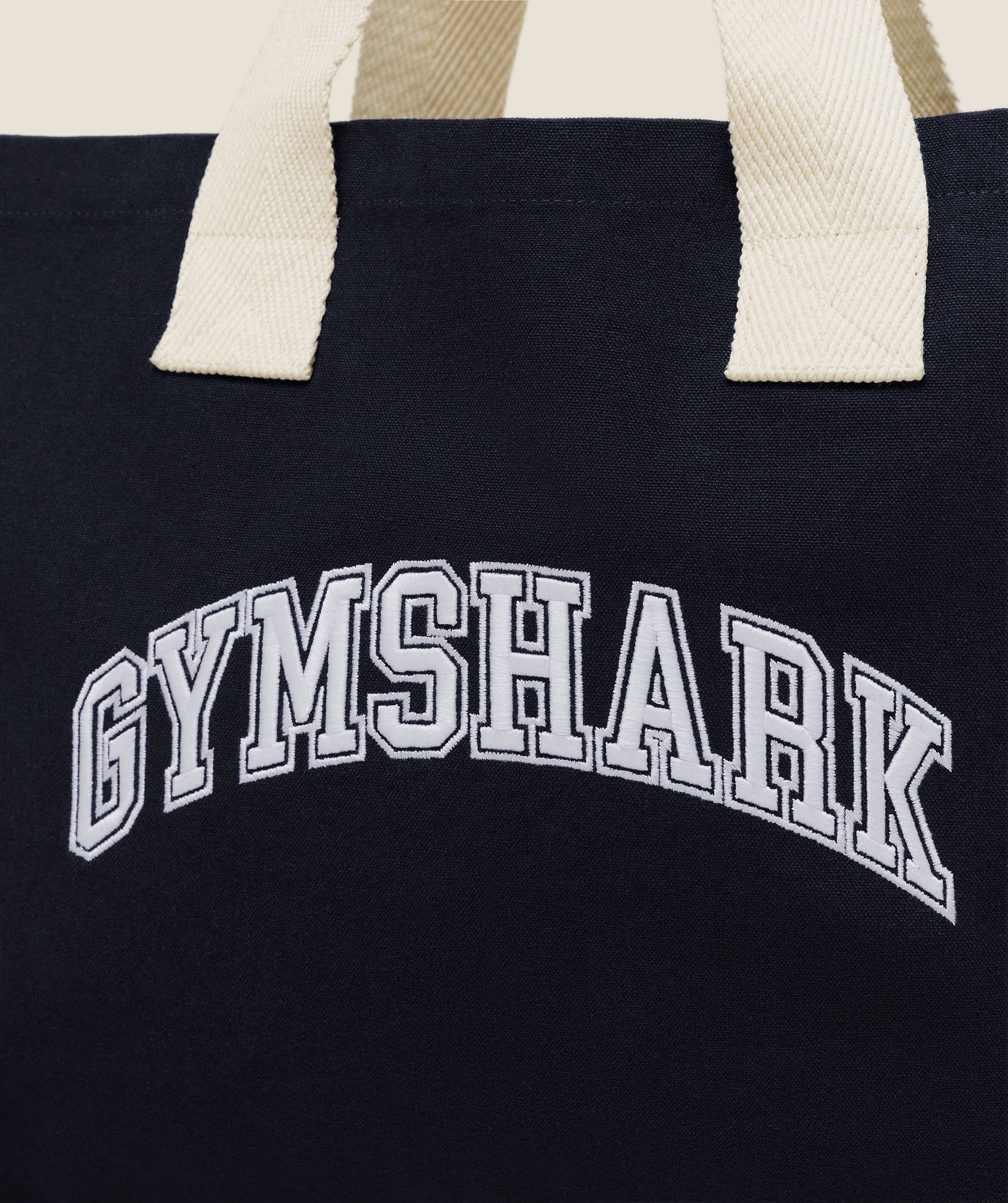gymshark-everyday-seamless-essentials-tote-tasche-canvas-70x34-cm-2 image 3