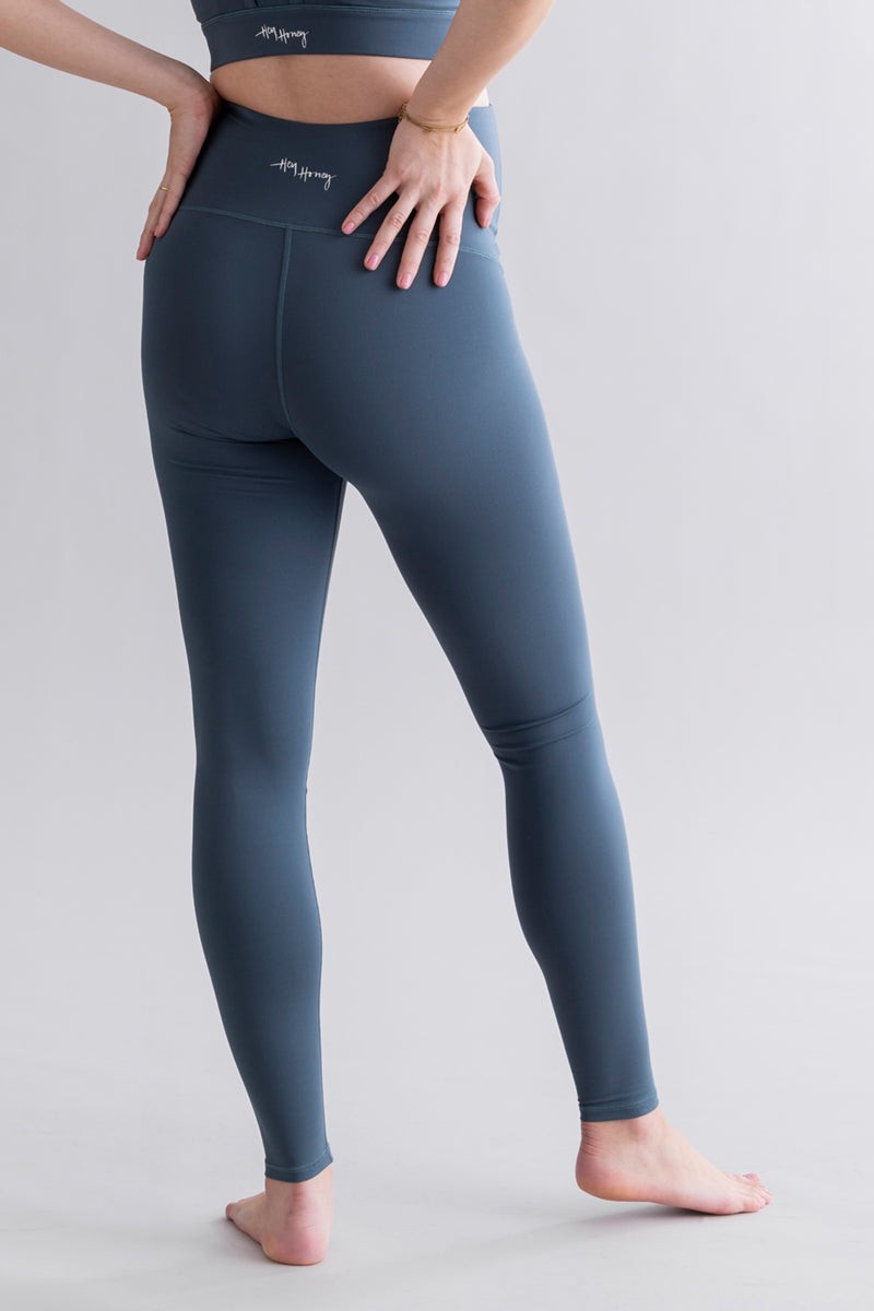 hey-honey-cotton-touch-maternity-yogaleggings-teal-umstand image 6