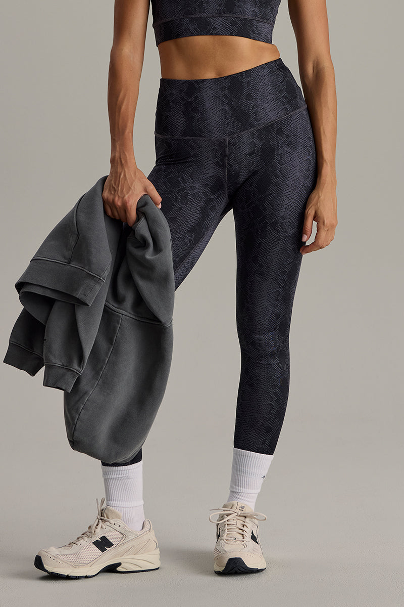 hey-honey-classic-leggings-snake-print-gemustert image 1