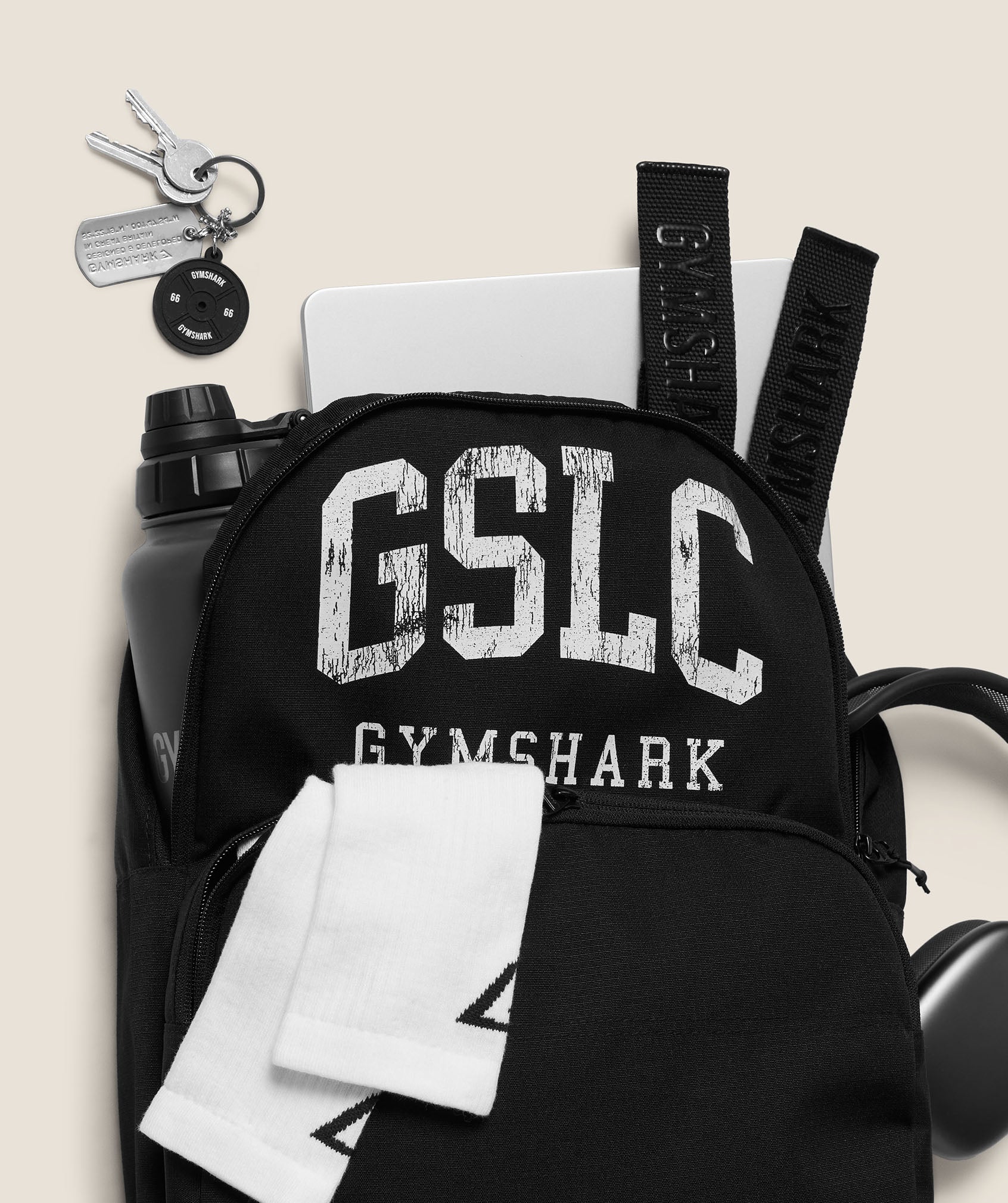 gymshark-everyday-gslc-active-backpack-rucksack-schwarz image 3