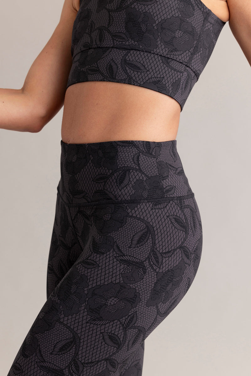 hey-honey-classic-leggings-yogahose-dark-lace-high-waist image 4