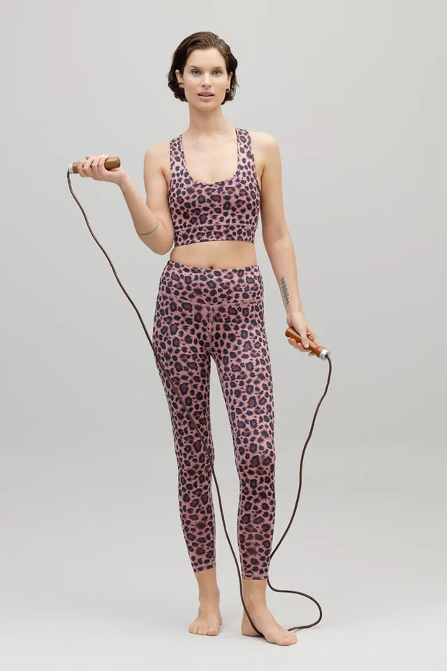 hey-honey-classic-cropped-leggings-leo-rose-3-4-print image 1
