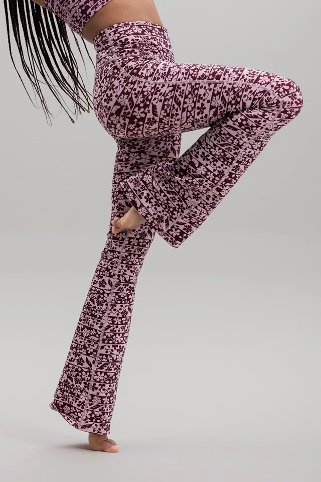 hey-honey-classic-flared-leggings-flower-bordure-print image 1