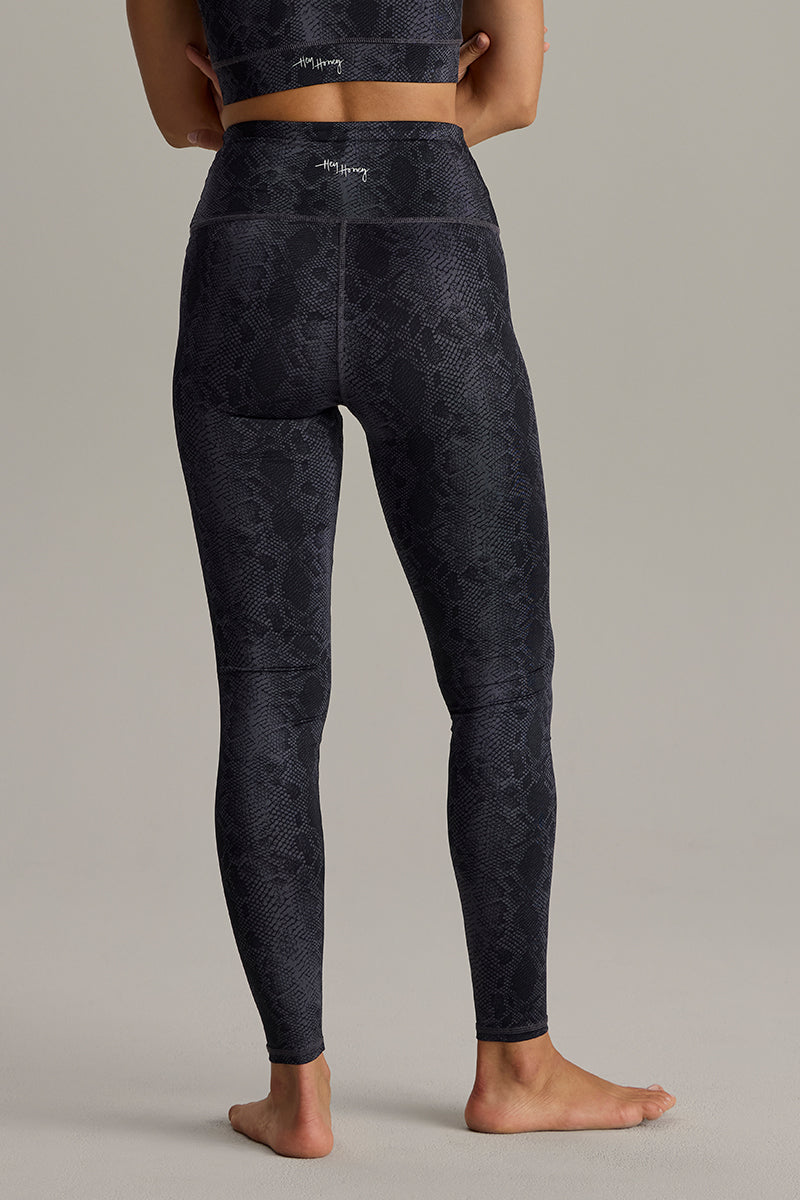 hey-honey-classic-leggings-snake-print-gemustert image 7