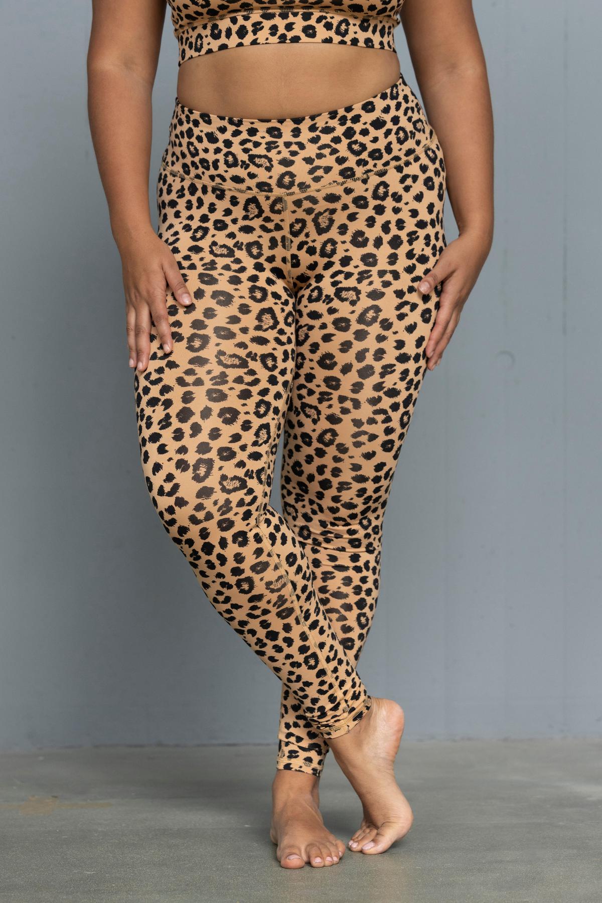 hey-honey-classic-leggings-leo-biscuit-yoga-leggings-leo-print image 5