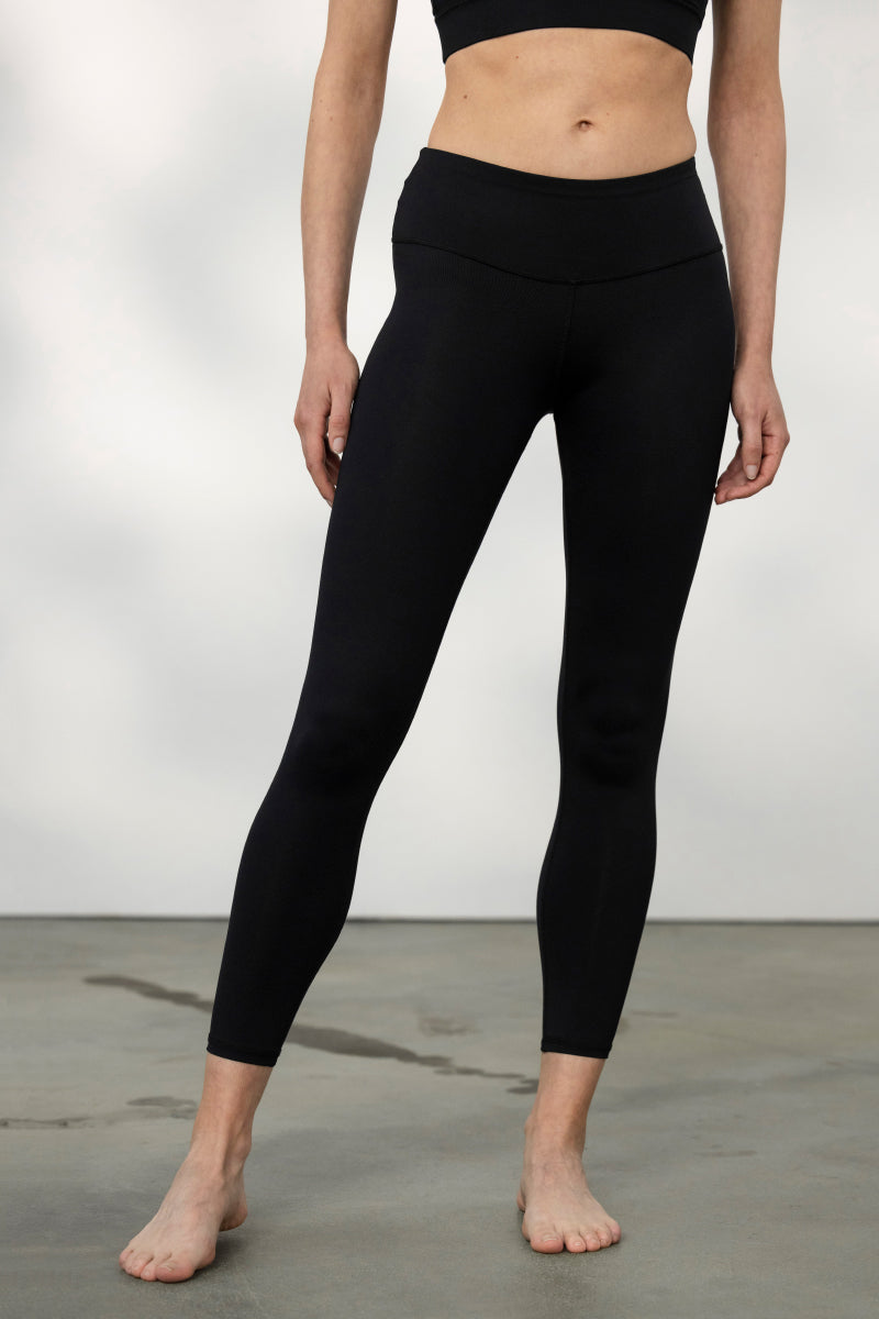 hey-honey-classic-cropped-leggings-schwarz-high-waist-blickdicht image 6