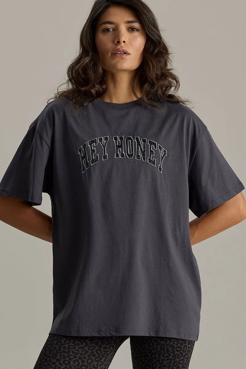 hey-honey-classic-oversized-t-shirt-leo-dark-grey-grau image 1