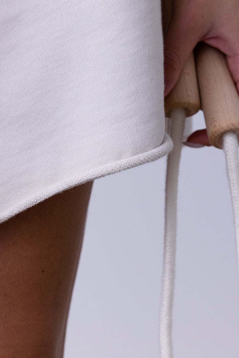 hey-honey-classic-sweat-shorts-off-white-baumwoll-shorts image 5