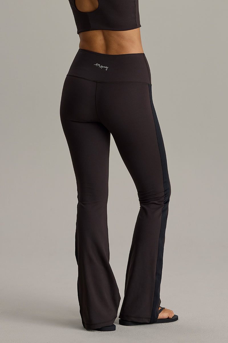 hey-honey-always-dressed-flared-leggings-stripe-braun image 8
